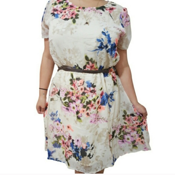 Dresses & Skirts - Plus Size  no belt floral dress With keyhole back